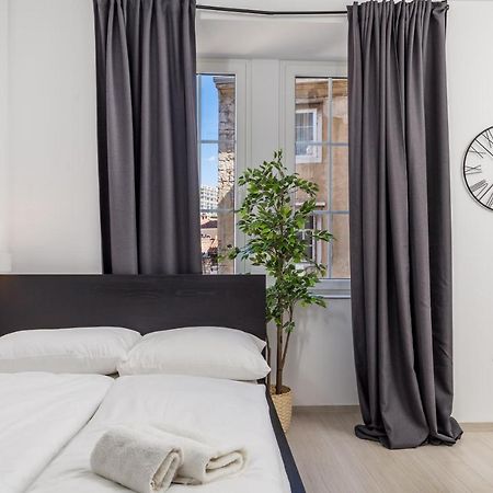 Apartments Harbour View Rijeka Exterior photo