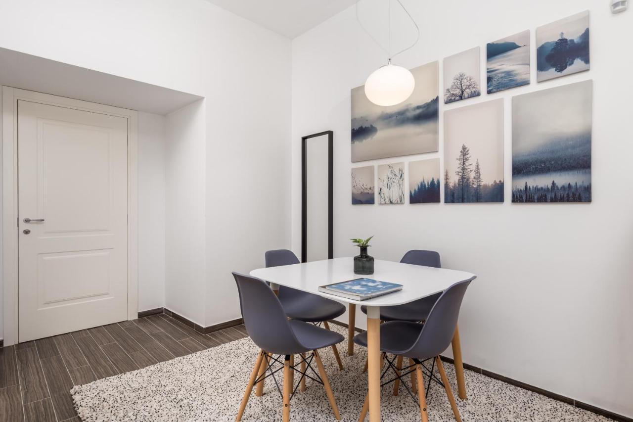 Apartments Harbour View Rijeka Exterior photo